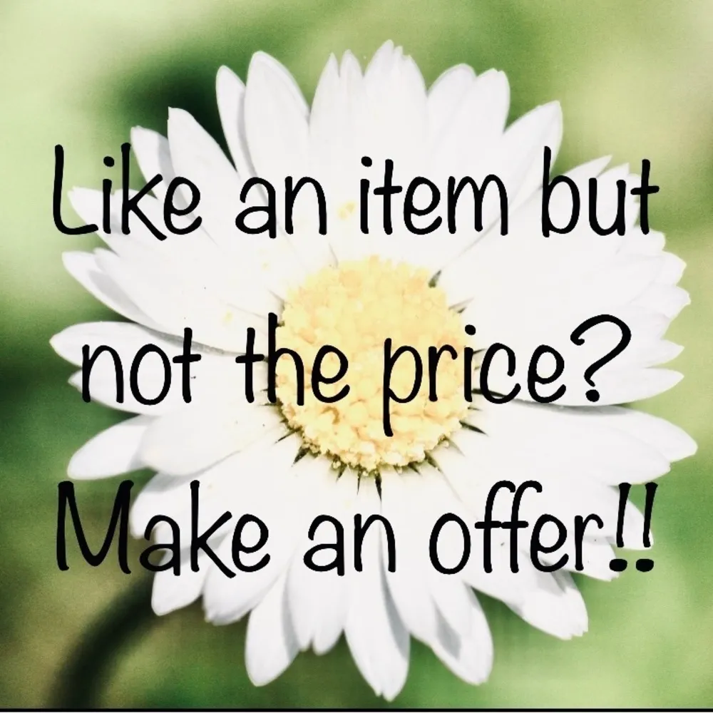 CHRISTOPHER & BANKS Green and Gold Boho Top with Tassels Women’s Size Medium - Image 77