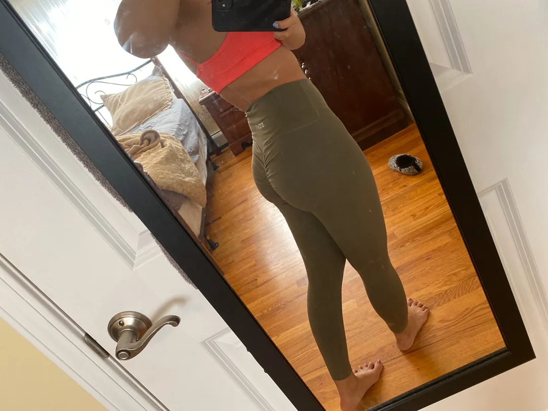 Booty Scrunch Leggings Green - Image 4