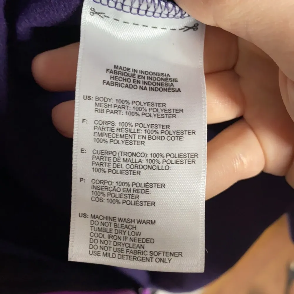 Adidas purple full zip hoodie with contrast pink zip three stripes detail size M - Image 12