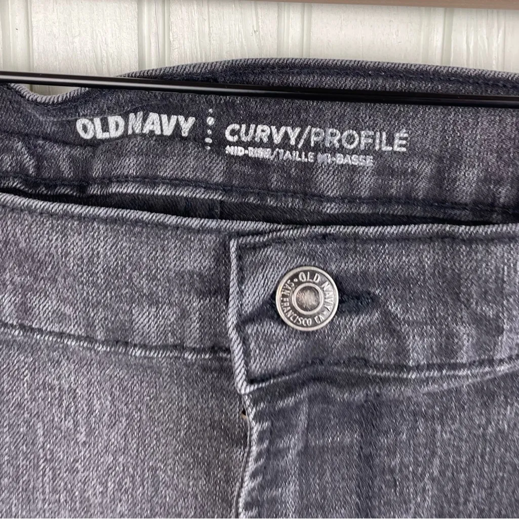 Old Navy Mid-Rise Curvy Skinny Jeans in Black Jack Women's Plus Size 20 Regular - Image 4
