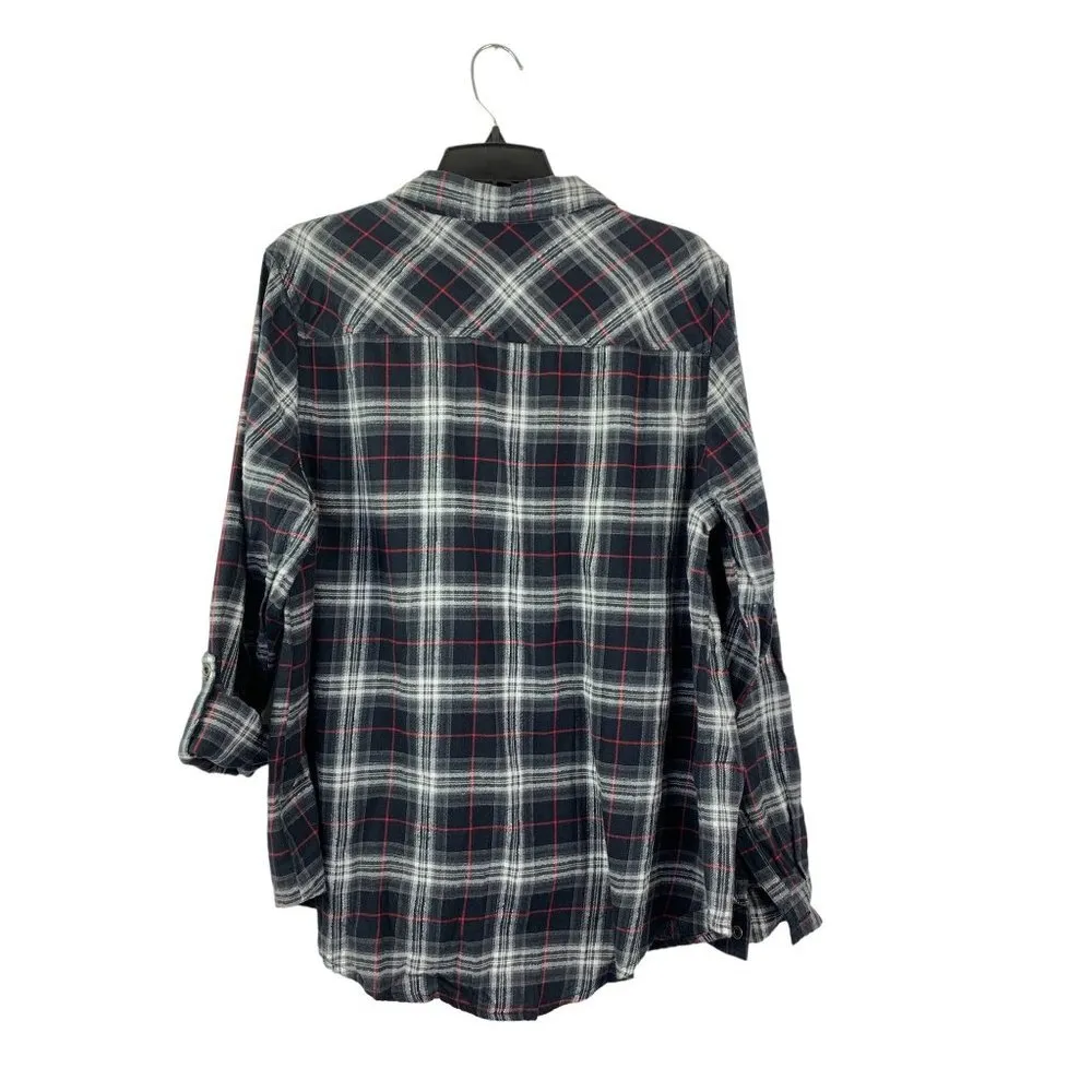 Dressbarn Women's Black Plaid Buttoned Shirt - Image 2