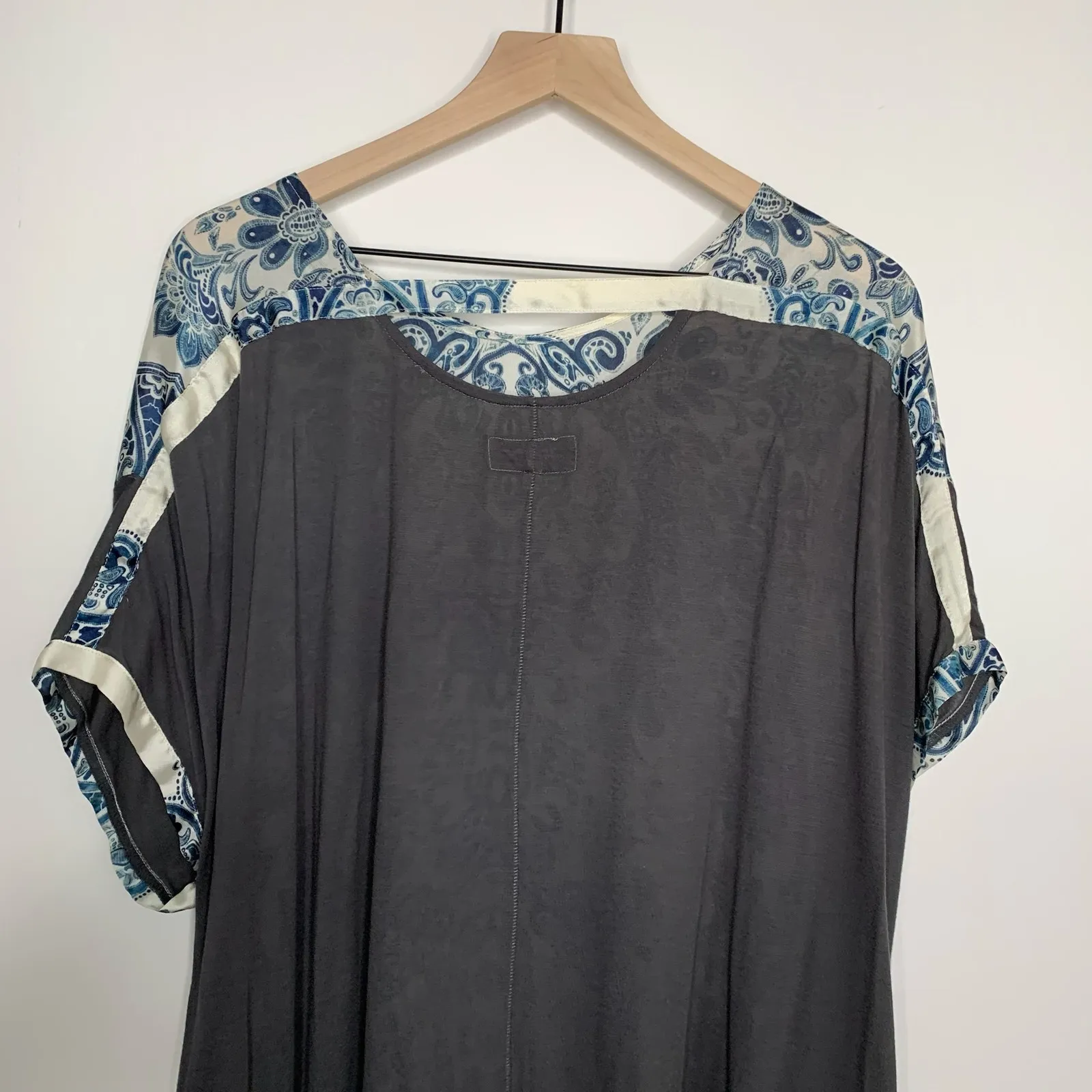 Johnny Was Biya Tunic Paisley Blue Grey Top Womens XS - Image 10