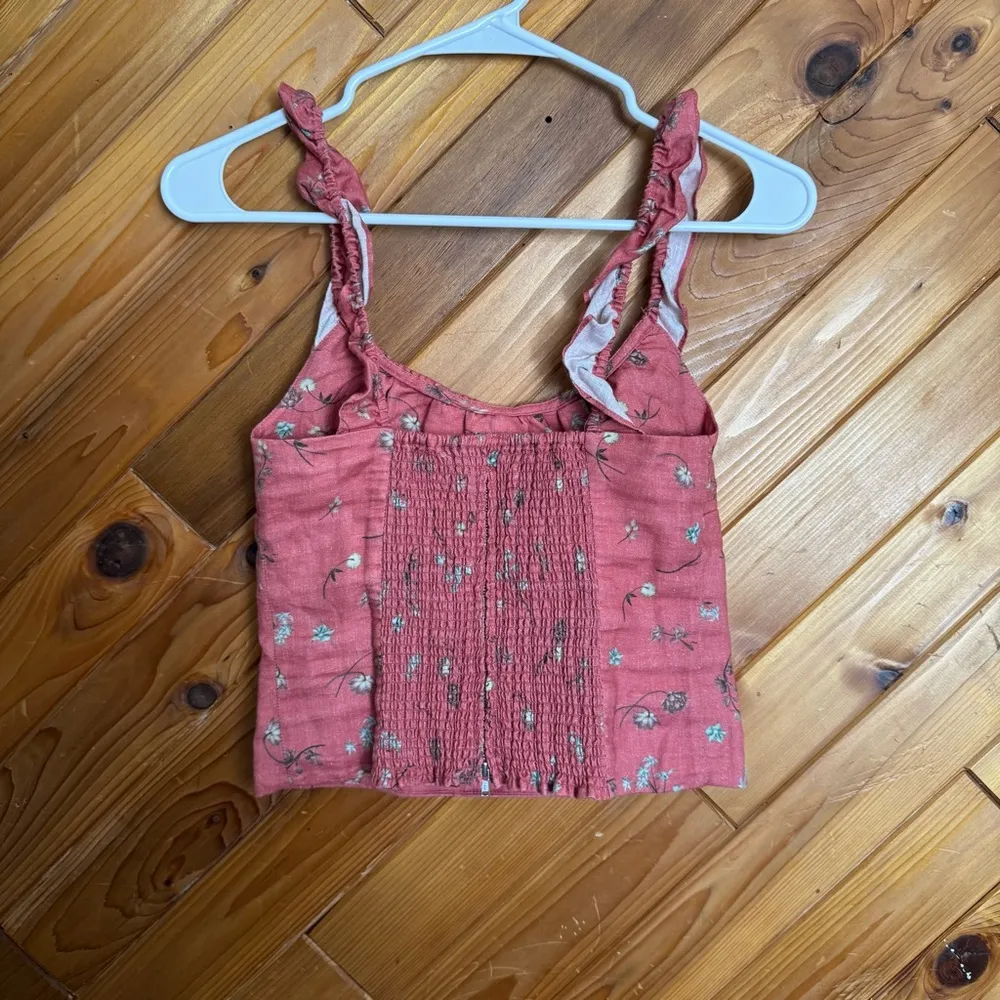 Floral Ruffle Linen Trim Top in Pink Size XS - Image 3