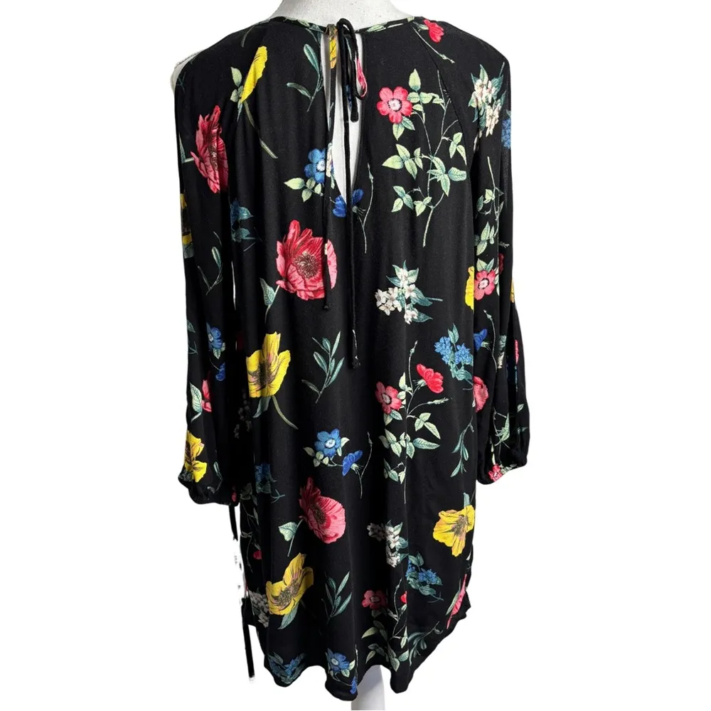 Old Navy Floral Long Slit Sleeve Black Scoop Neck Dress - Image 4
