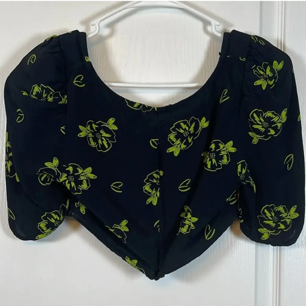 Collusion Crop Y2K Vintage Black Green Floral Sweetheart Neck Size 6 EUC #1881 - Image 6