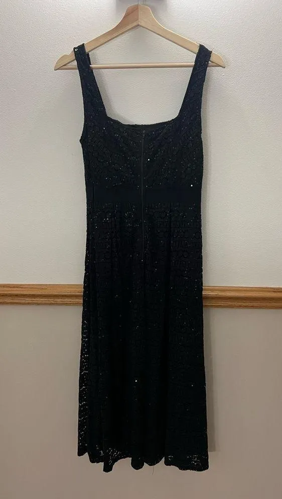 EUC Francesca’s Black Lace Sequin Midi Dress Size Medium - Image 4