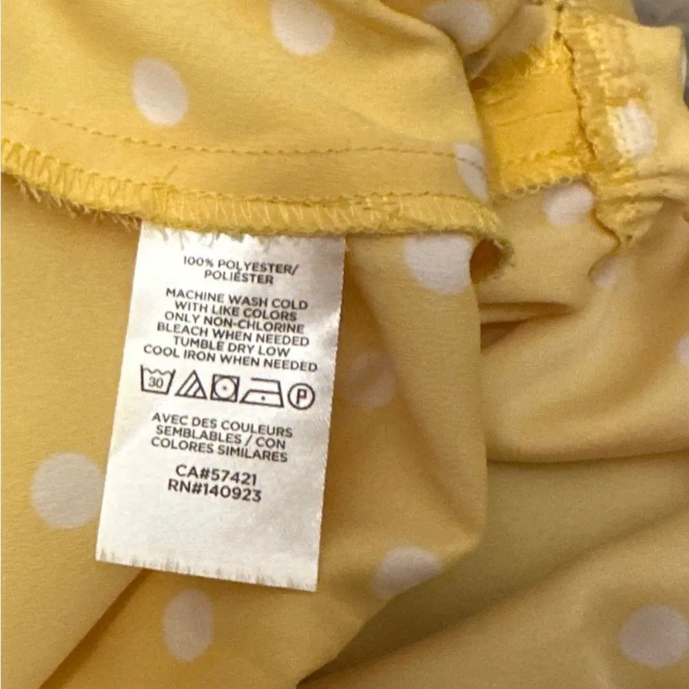 Loft Outlet Yellow Polka Dot Shirt Medium - Image 5