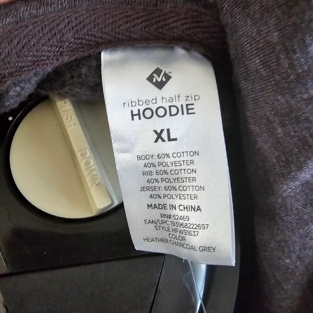 Member's Mark Gray Half Zip Sweater Hoodie with Kangaroo Pocket Size XL - Image 7