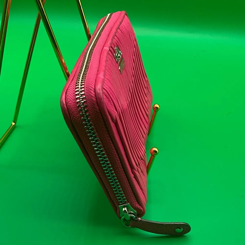 A Pink Coach Madison Gathered Leather Accordion Zip Around Wallet - Image 2