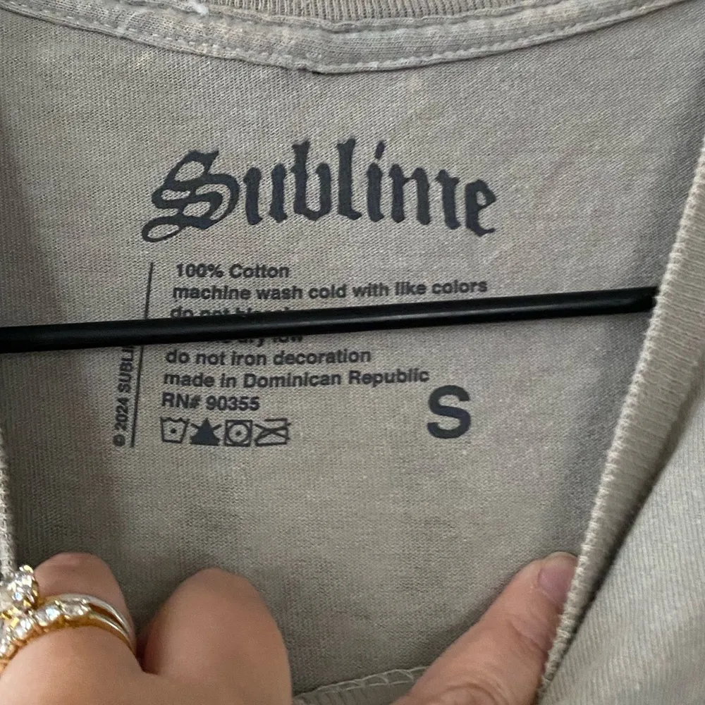 Sublime Tan Flaming Heart Graphic T Shirt Size Small Short Sleeves Cotton Tee Blue - Image 4