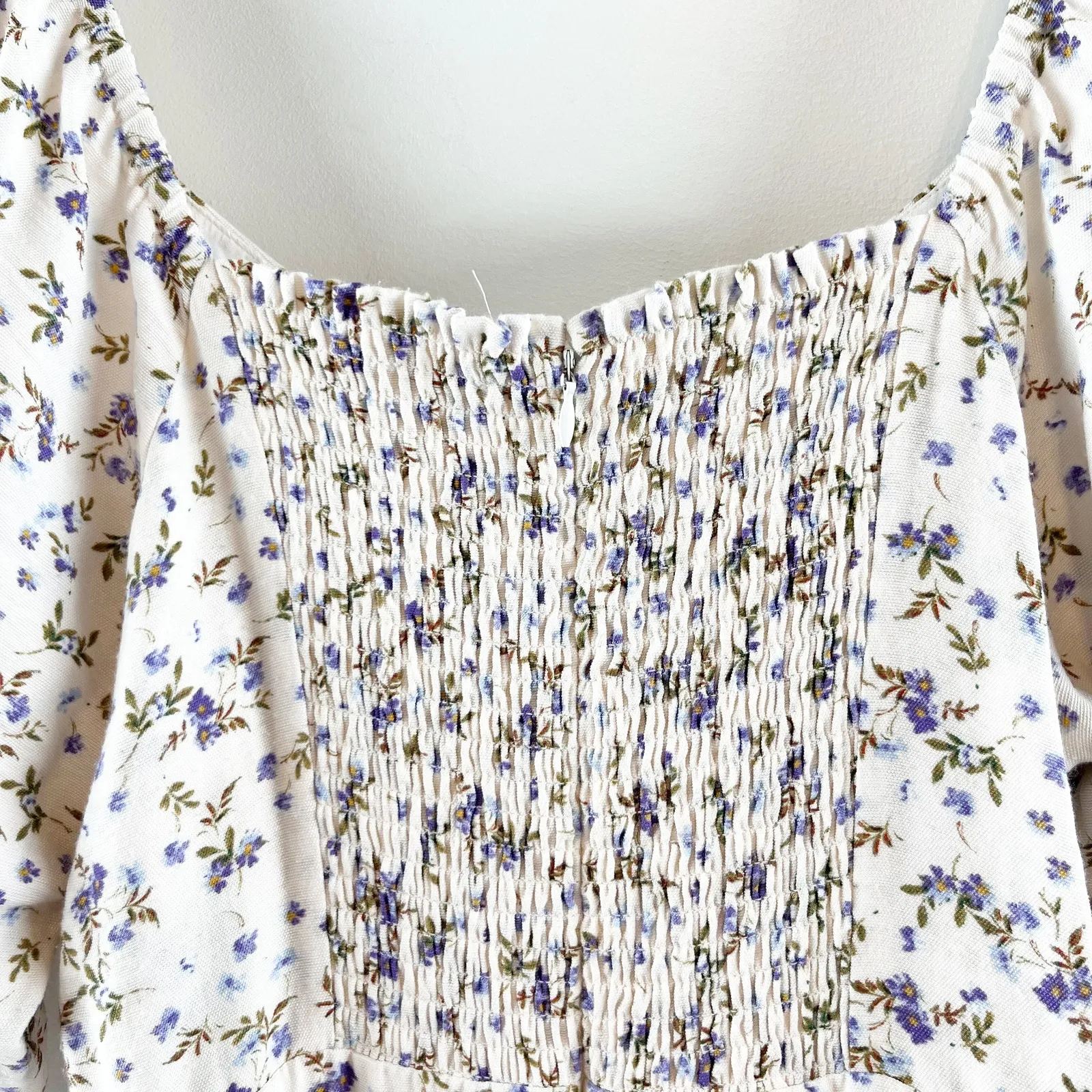 MINKPINK Hailey Floral Puff Sleeve Cutout Midi Dress White Purple XL - Image 17