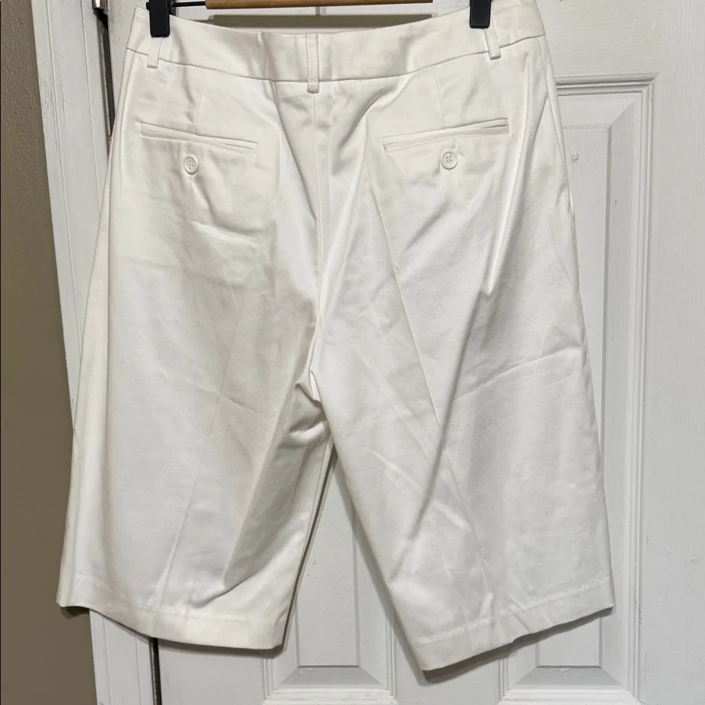 Boston Proper Classic White Bermudas - Image 3