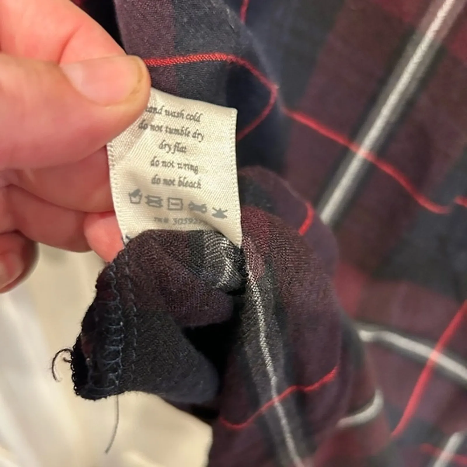 Alya‎ Plaid Button Down Shirt Women Small Navy Burgundy Red Long Sleeve Rayon - Image 7