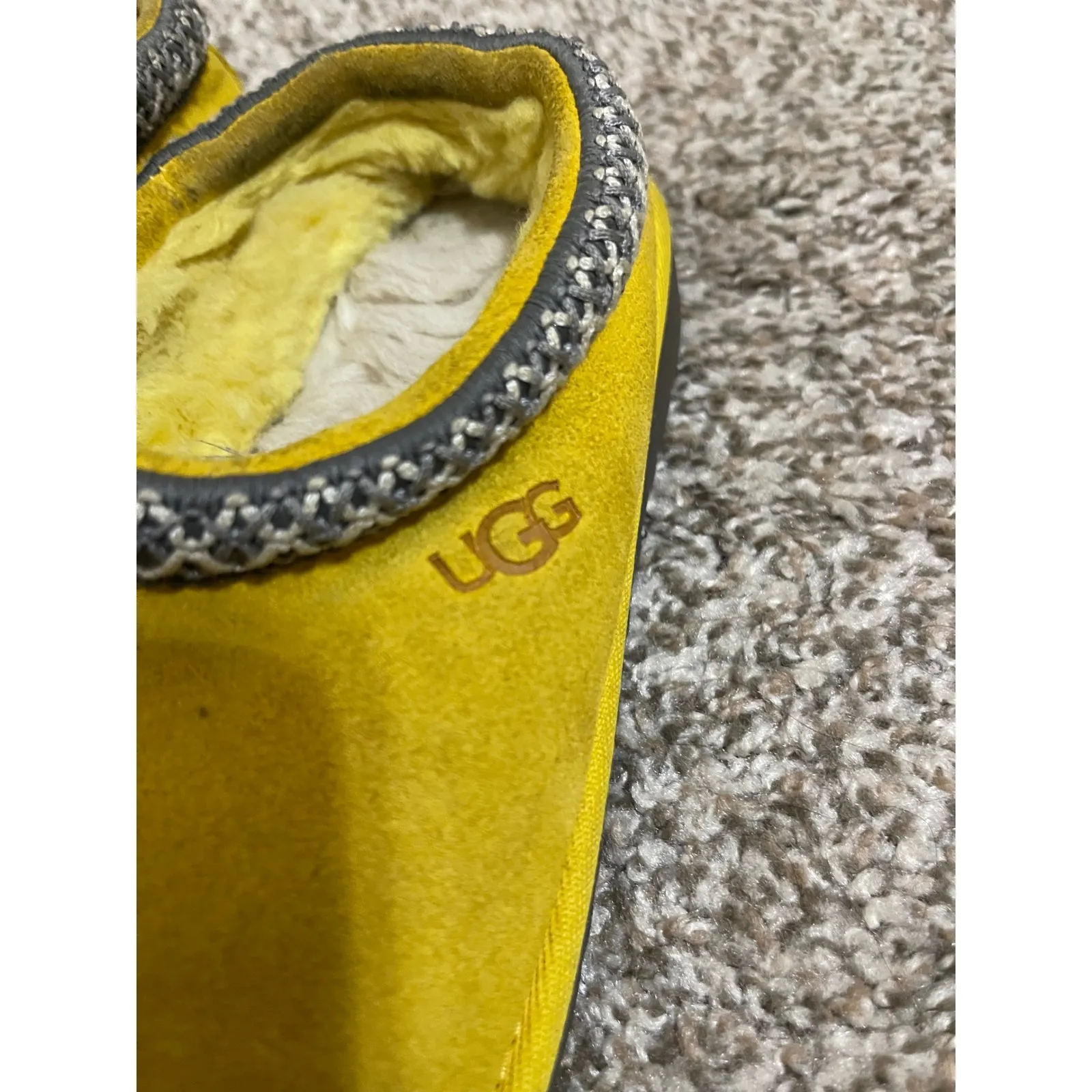 UGG Tasman Big Kid Size 4 - women's size 5.5 /6 - Gold preloved - Image 2