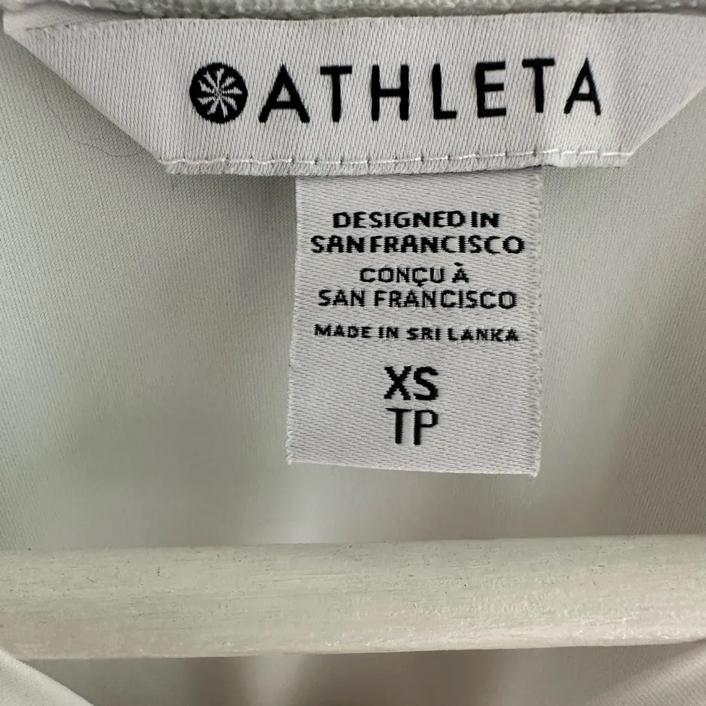 Athleta Ultimate Mesh Tee - Image 4