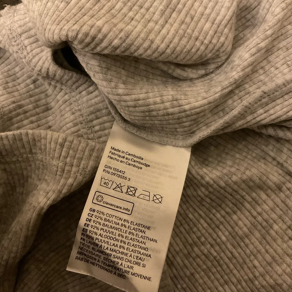 H&M divided gray romper size large - Image 11