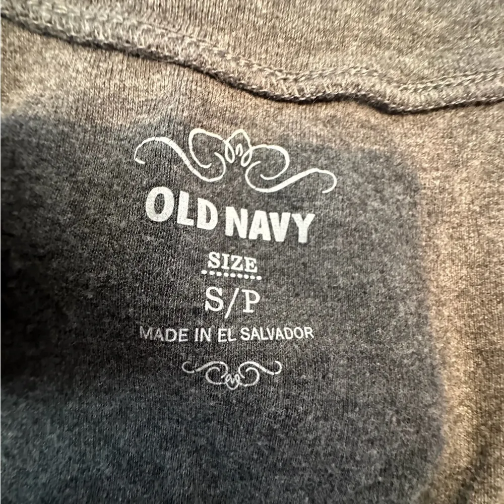 OLD NAVY Gray V-Neck Fitted Tee Shirt Soft Stretch Basic Short Sleeve Size Small - Image 6