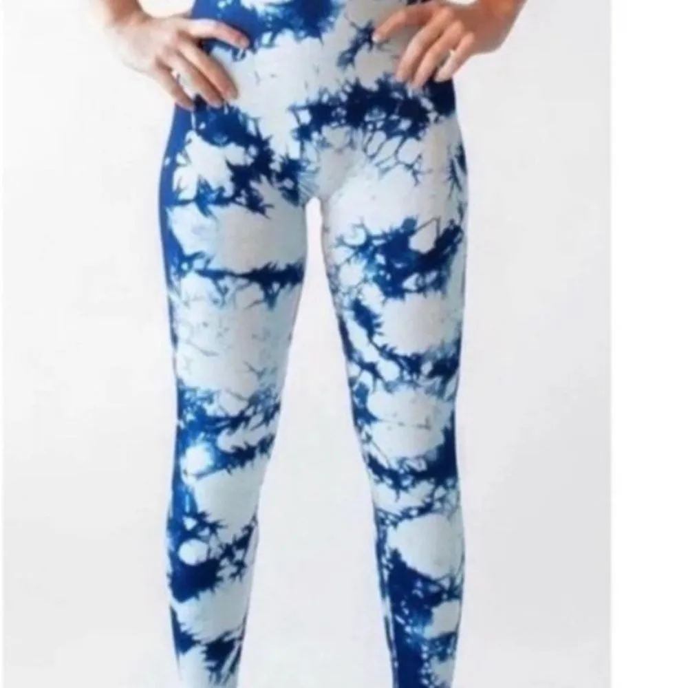 SET ACTIVE blue crush tie dye leggings NEW! Size M - Image 4
