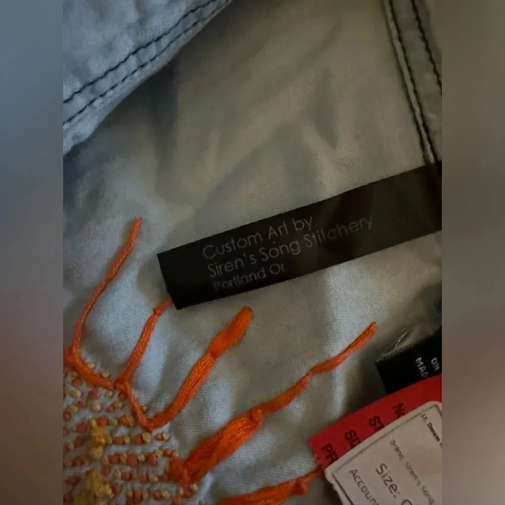 Torrid long sleeve light denim button up custom embroidered size 4 - Image 8