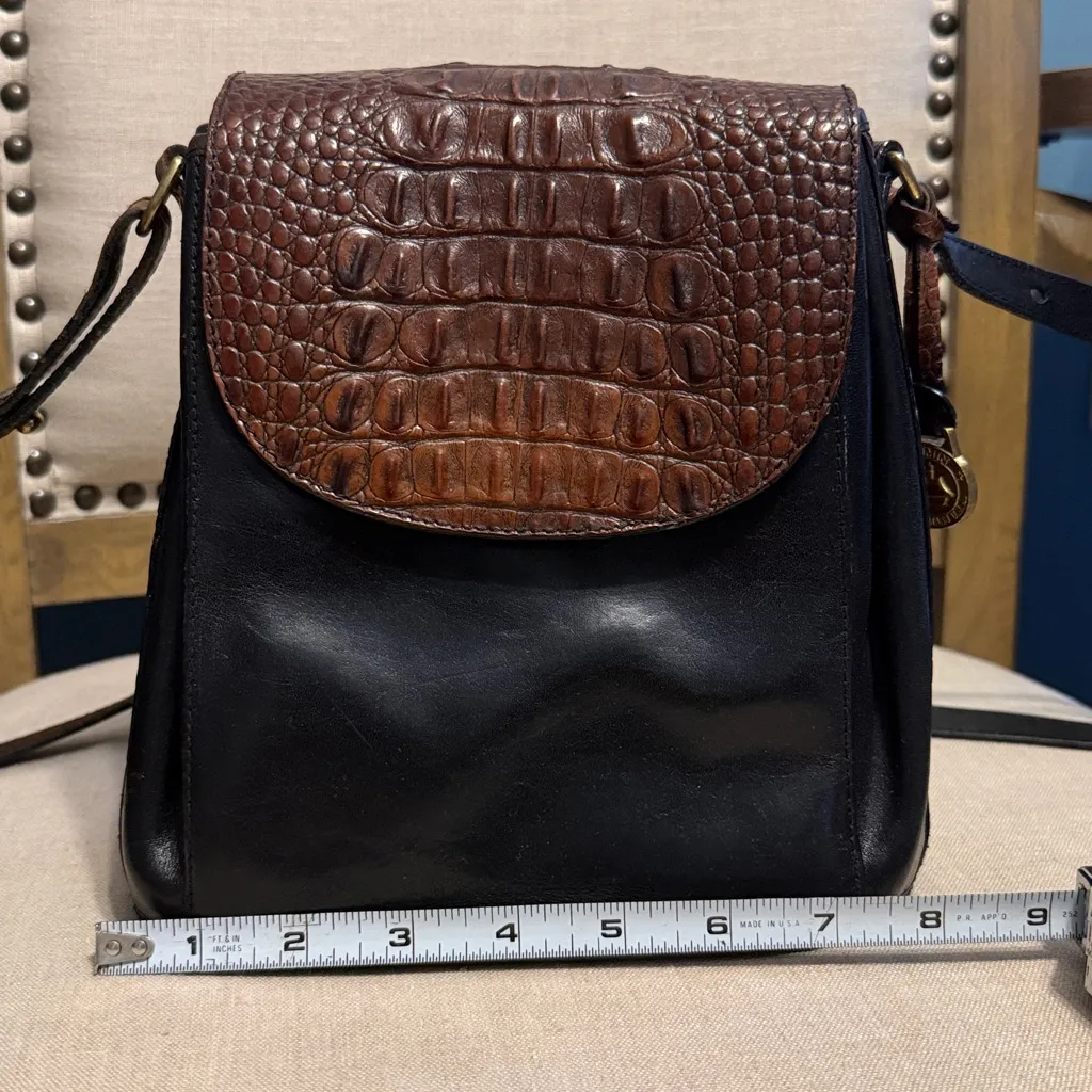 Vintage Brahmin Crocodile Embossed Crossbody Bag - Image 13