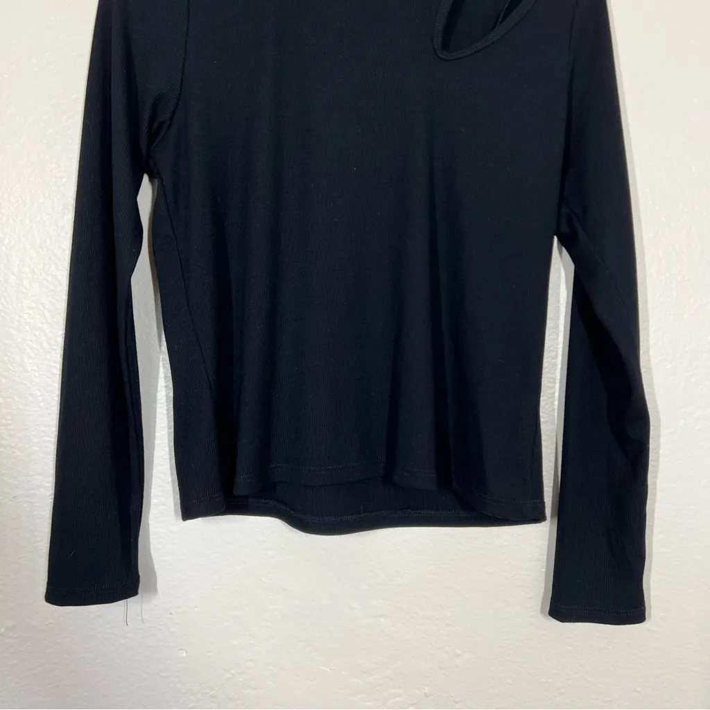 NEW Onzie Black Pilates Core Top - Image 7
