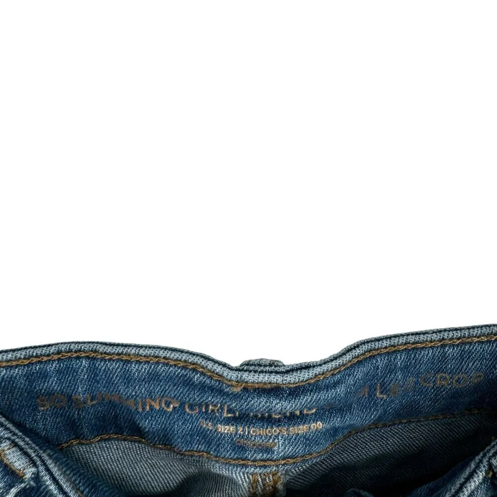 Chicos So Slimming Girlfriend Slim Leg Crop Jeans Light Wash Womens Size 00 US 2 - Image 3