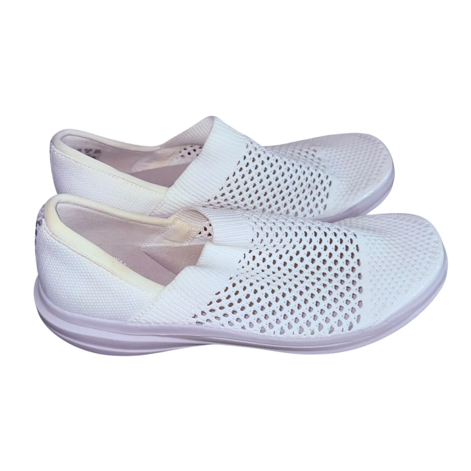 Naturalizer BZees Charlie White Knit Slip-on Comfort Sneaker size 9M - Image 2
