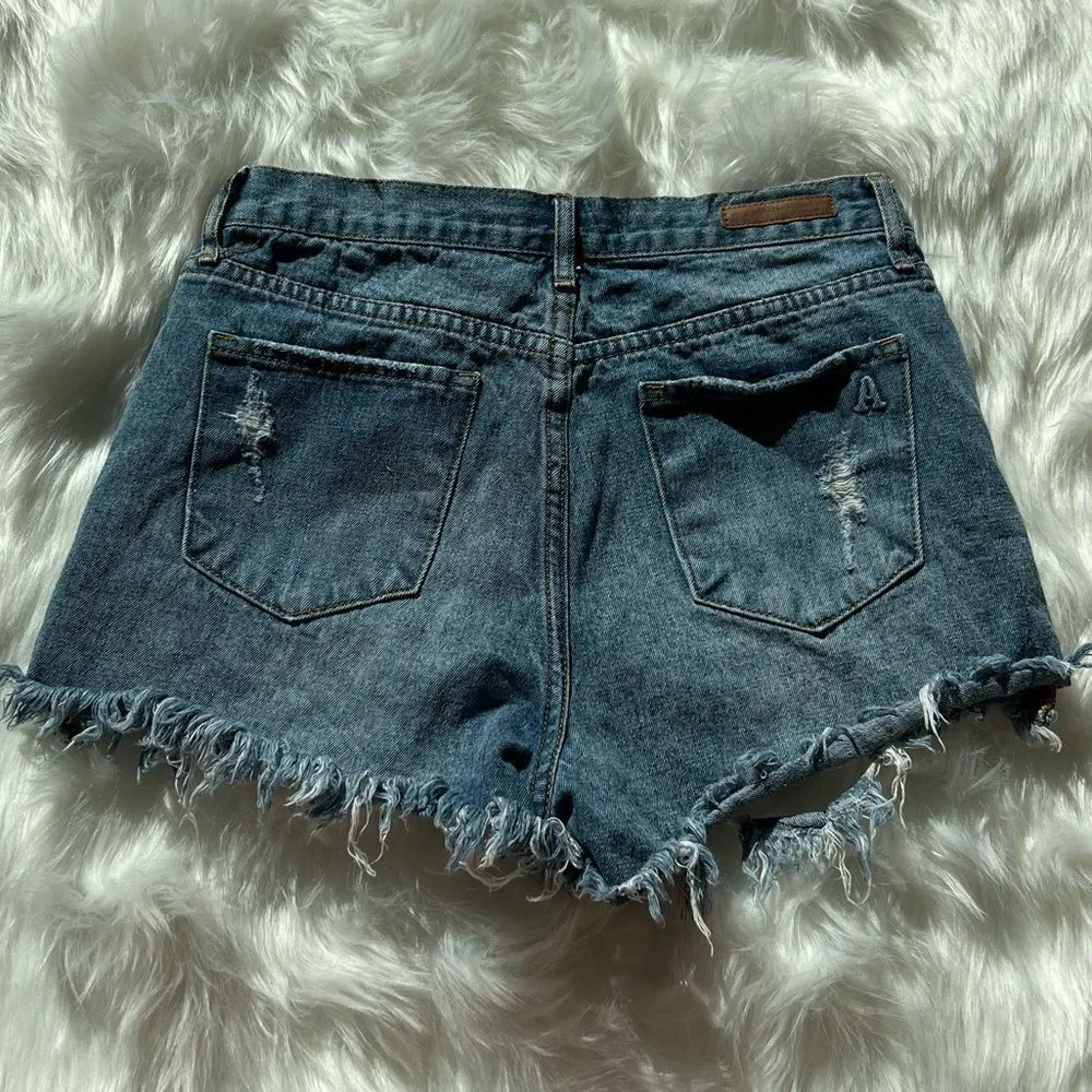 Articles of Society  Meredith Valencia Denim Short - Image 5