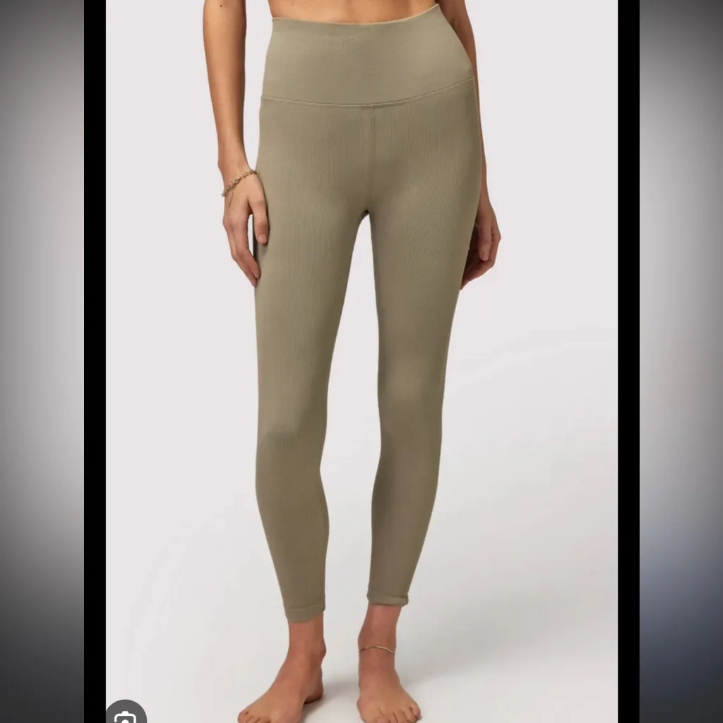 Spiritual Gangster‎ love sculpt 7/8 legging dark matcha $78 NWT - Image 5