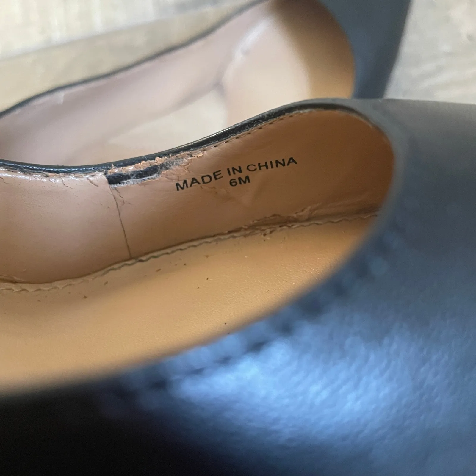 Banana Republic Black Leather Pointed Toe Stiletto size 6 Pumps Madison 12 Hour - Image 6