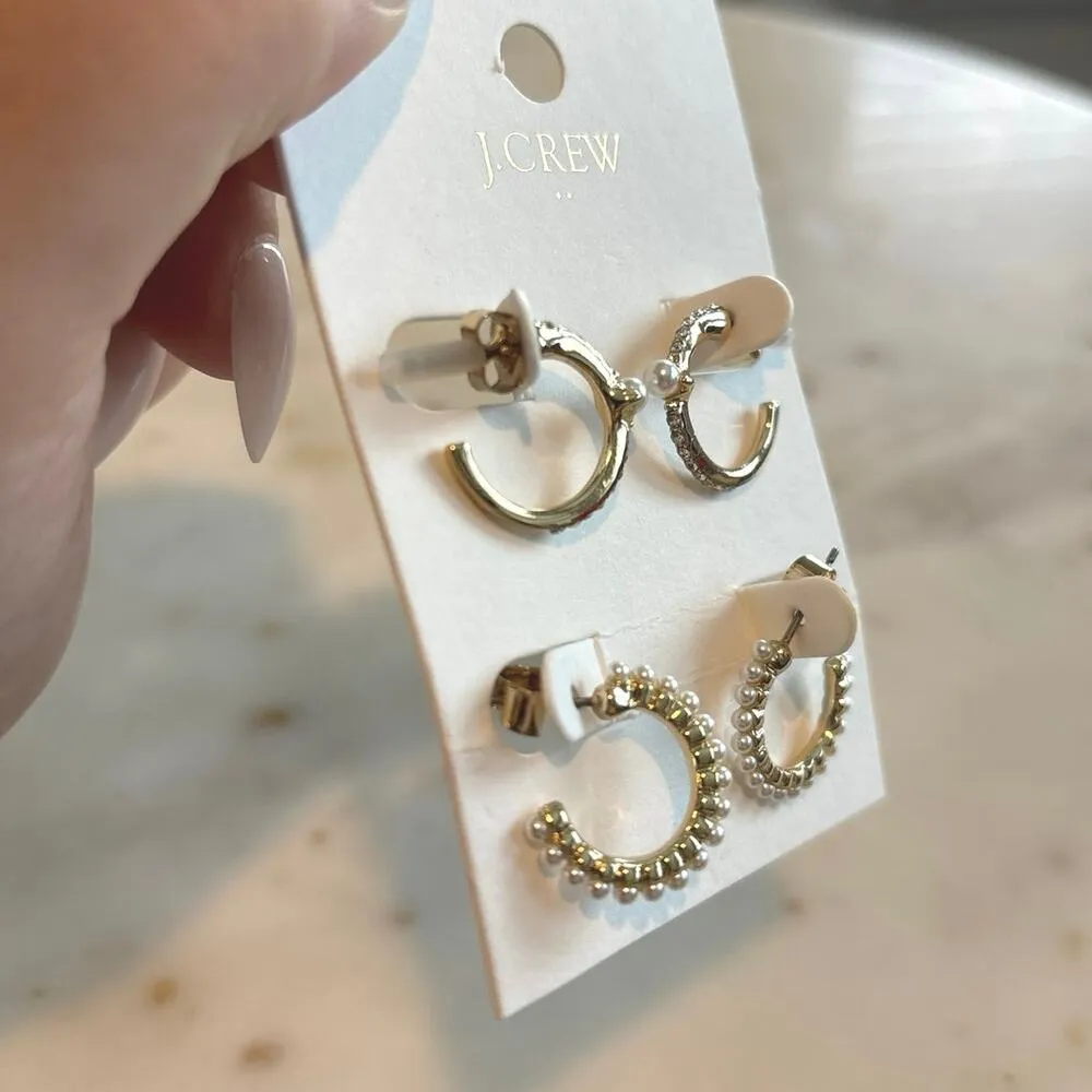 NWT J. Crew Pearl and Gold Hoops Set of 2 - Image 4
