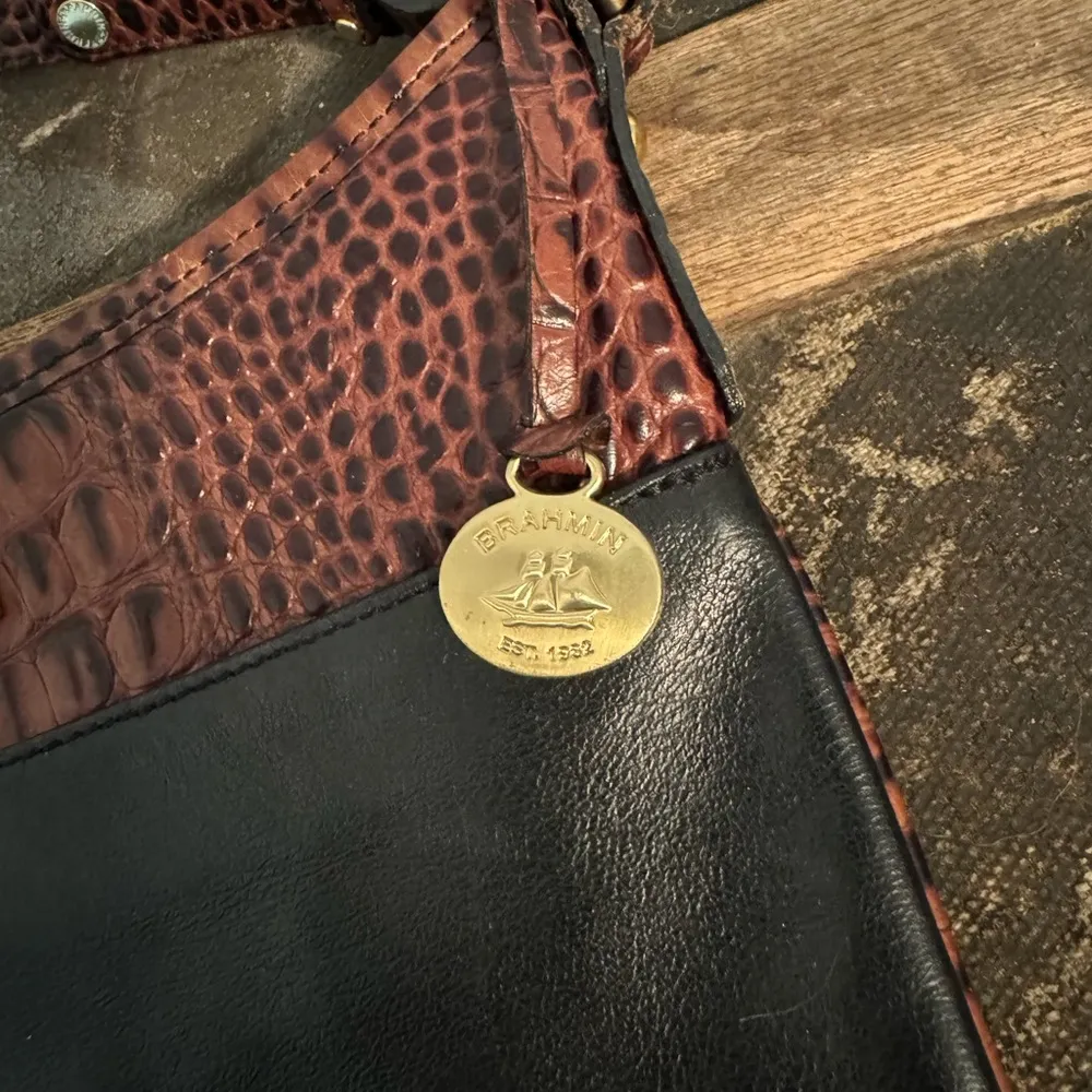 Brahmin  Leather Crossbody Bag - Image 3