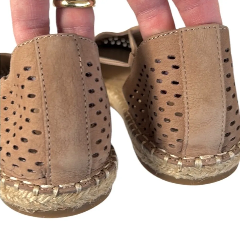 EUC Eileen Fisher Leather Perforated Espadrille
Sandals Tan Size 10 - Image 7