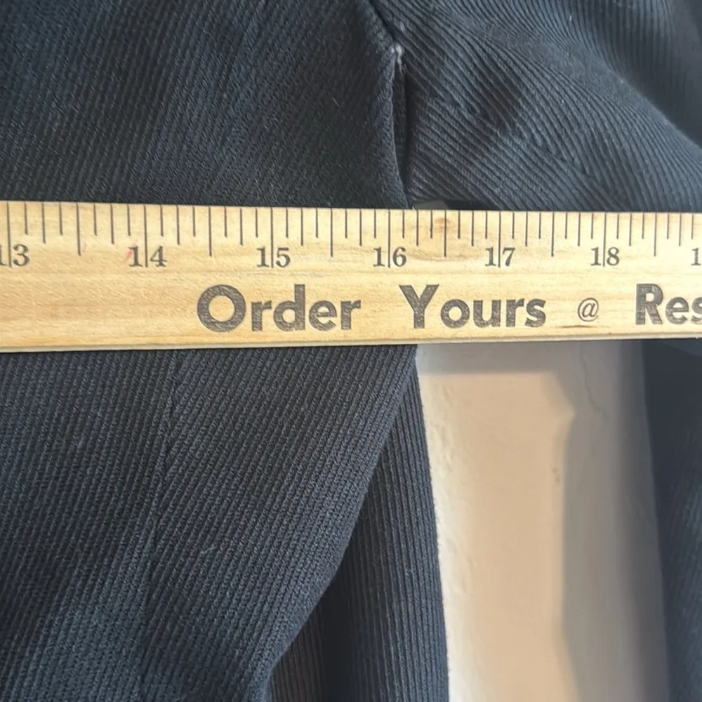 GAP Black Utility Jacket with Hood and Structured Silhouette size Small - Image 7