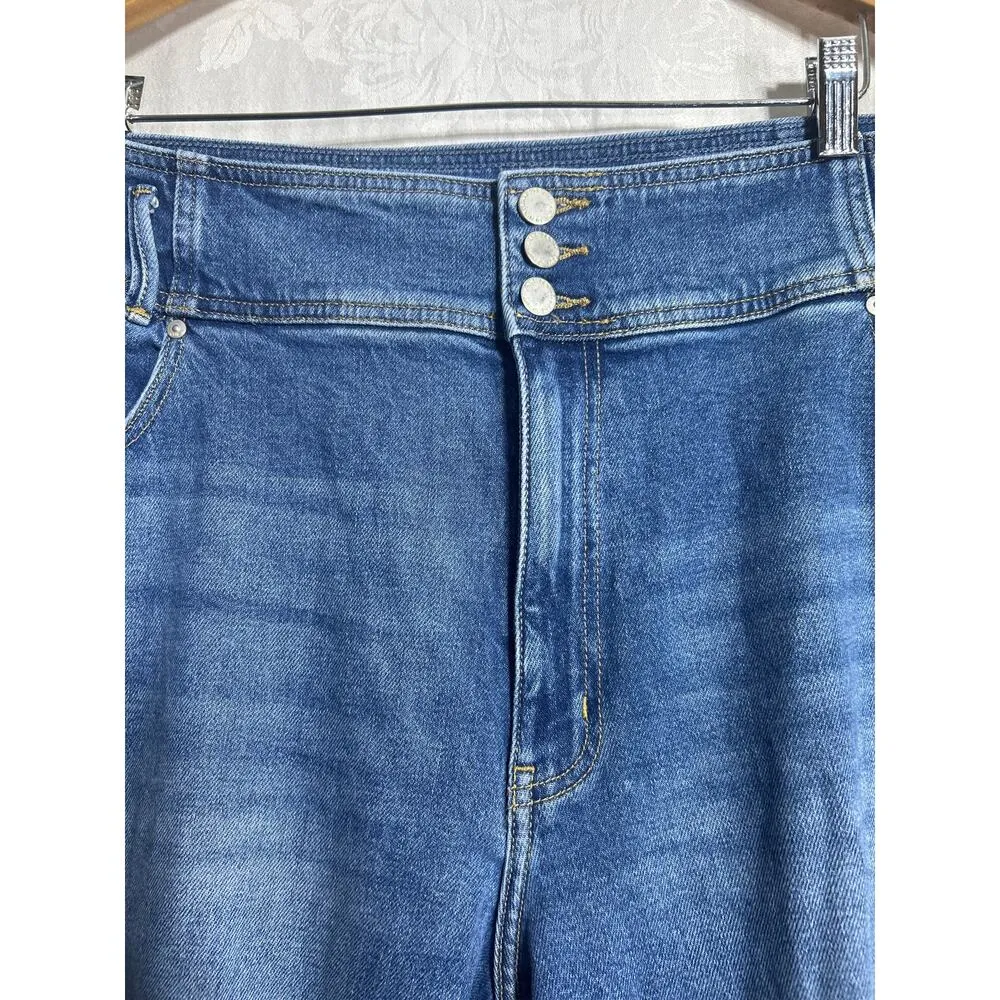 Lane Bryant Jeans Size 26 SHORT Ultra High Rise Wide Leg - Image 2