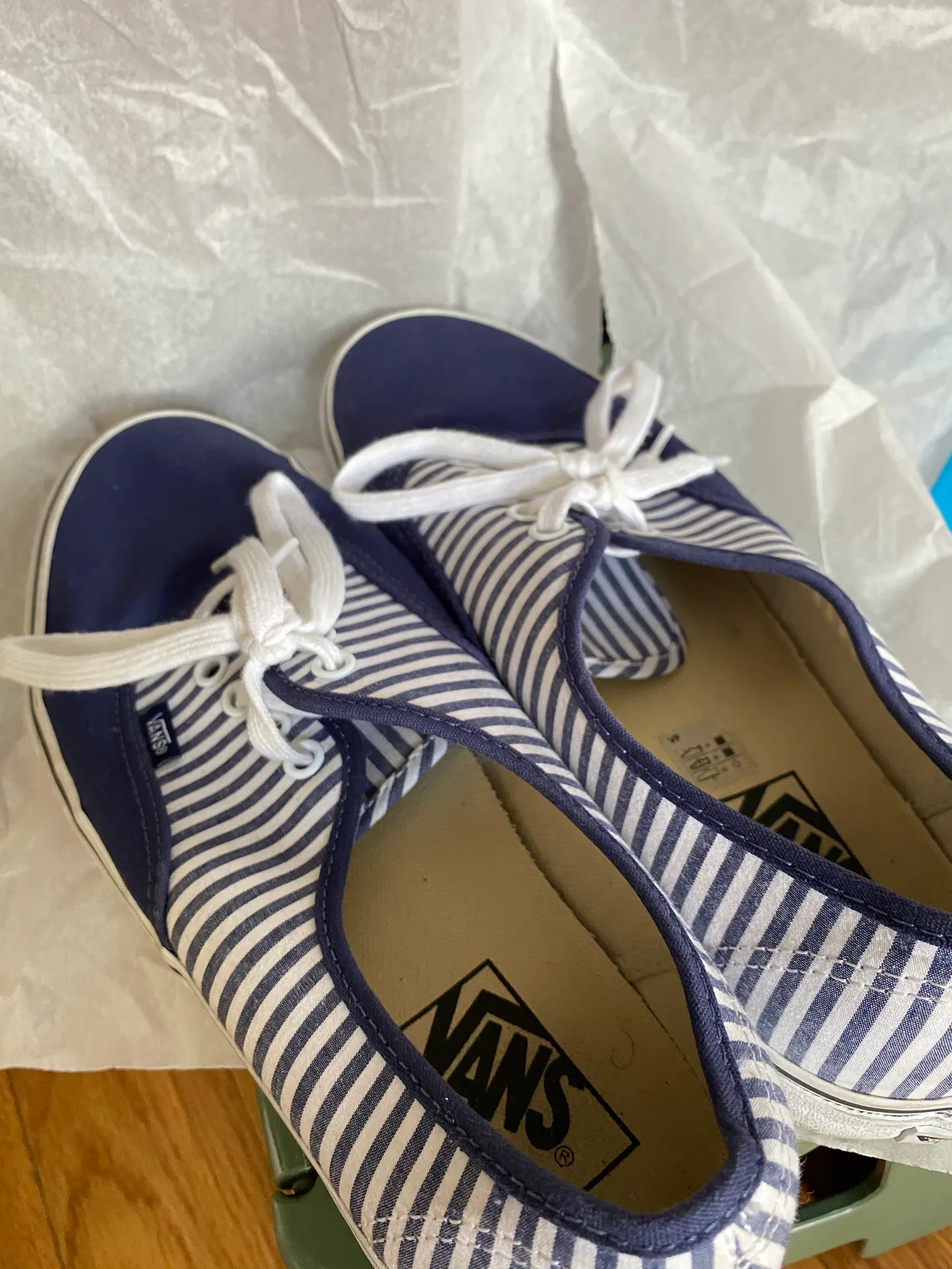 Vans And JCrew Collab Sneakers - Image 9