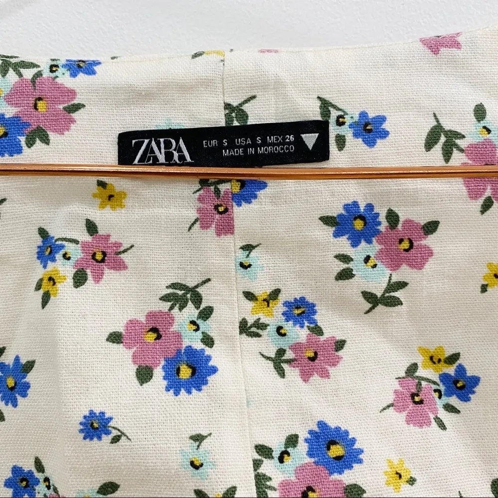 Zara button square neck crop top. NEW - Image 5