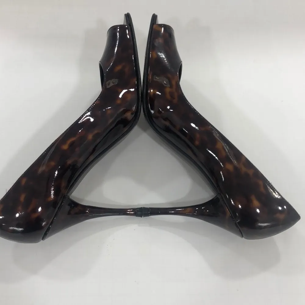 Stuart Weitzman Open Toed Tortoise Shell Pump 9M. - Image 4