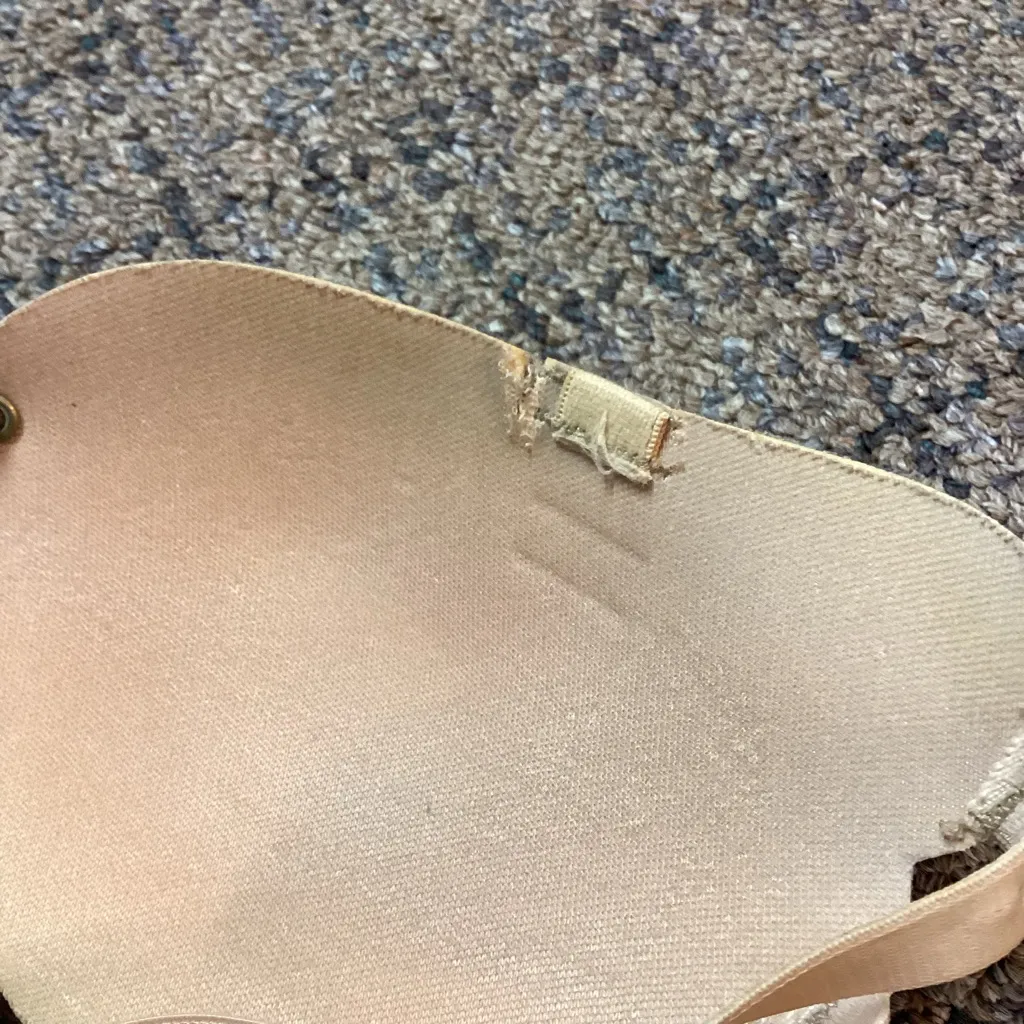 SHEIN Lace-Up Tan Nude Strapless Bra * Size Small - Image 7