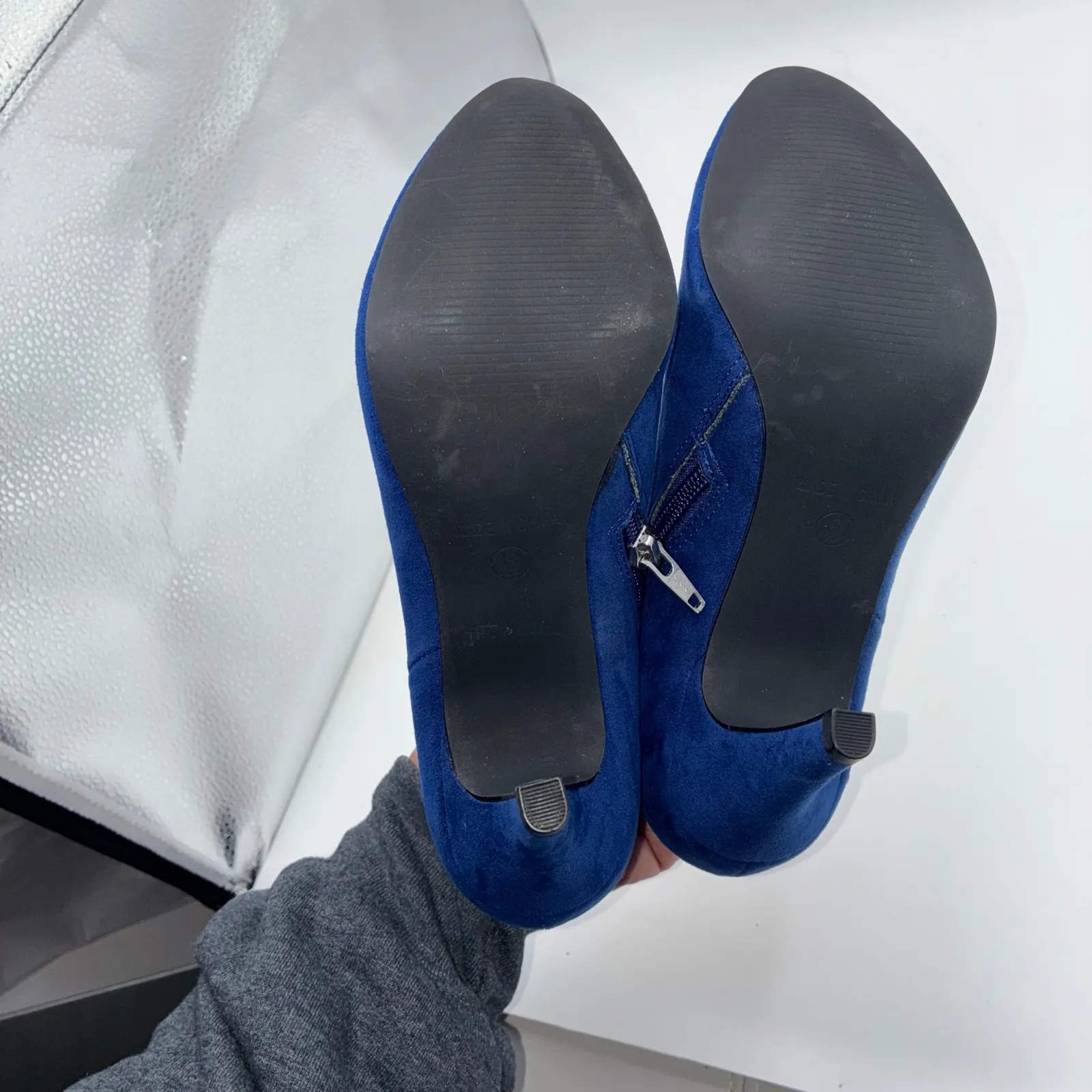 Style Co SHAIE Royal Blue Suede Ankle Boots Heels Side Zip Womens Size 6M Retro - Image 8