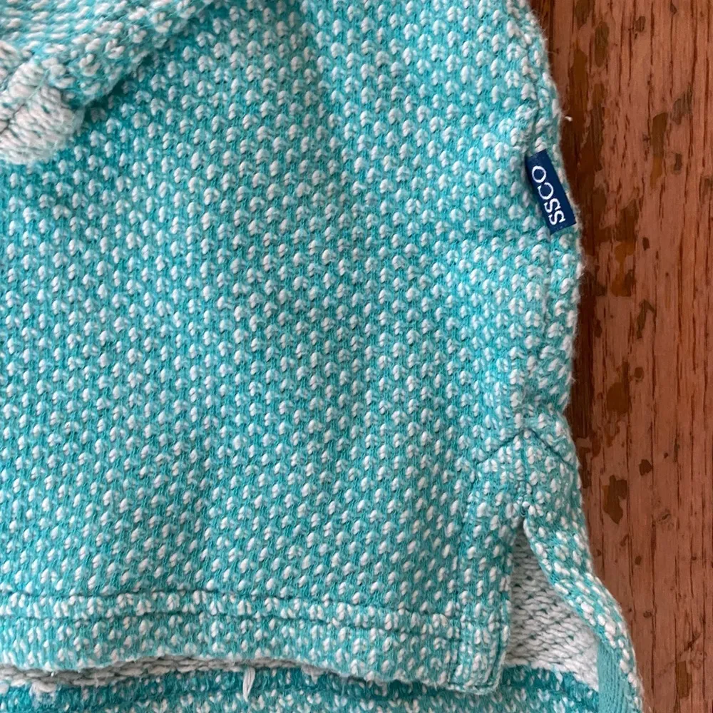 light blue and white 100% cotton crewneck pullover - Image 7