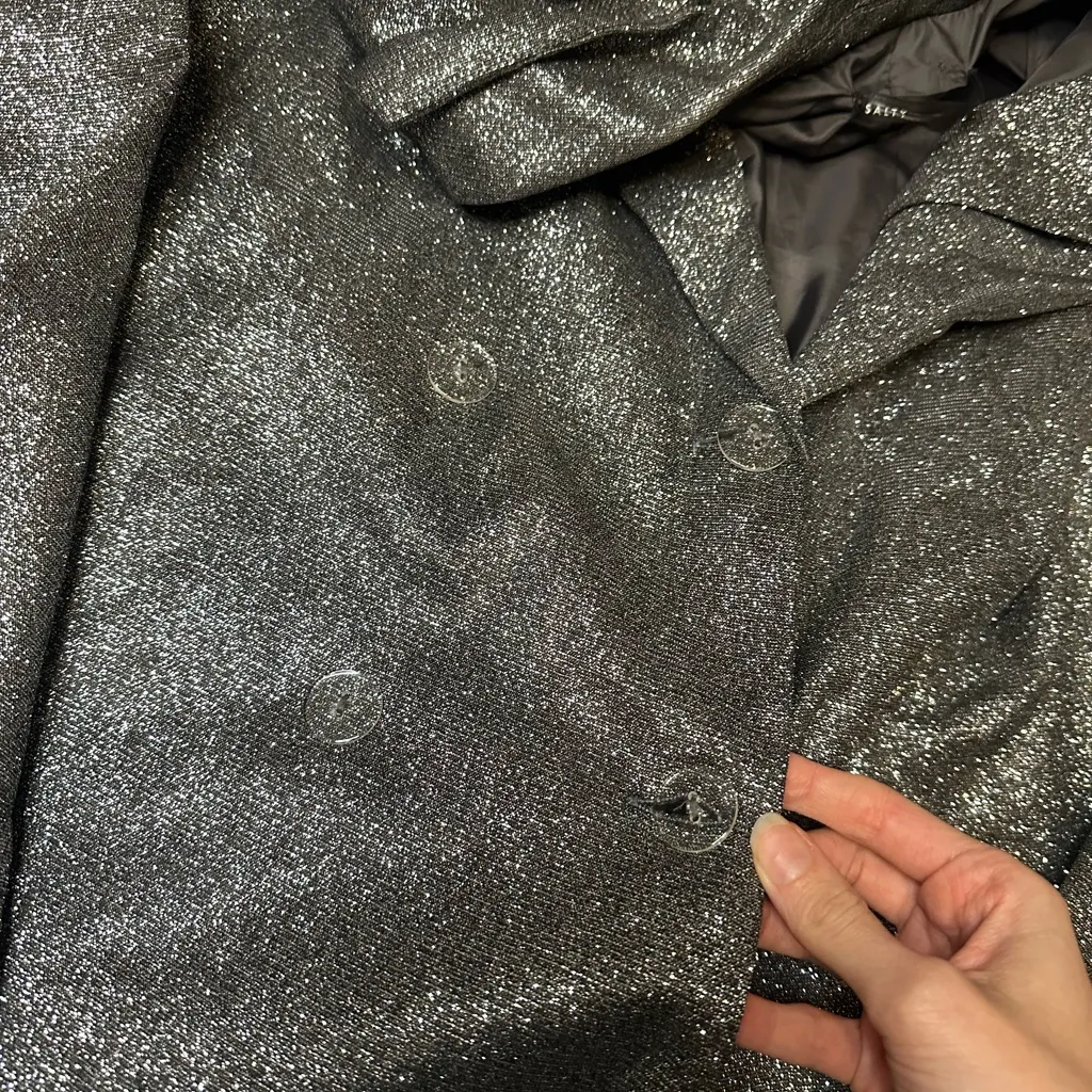 Elegant Black Oversized Glitter Thread Blazer - Image 7