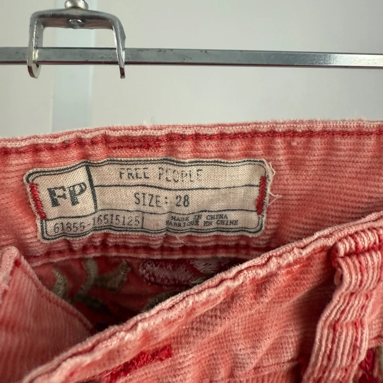 Free People Embroidered Corduroy Pants Size 28 Floral Coral Pink Denim‎ - Image 4