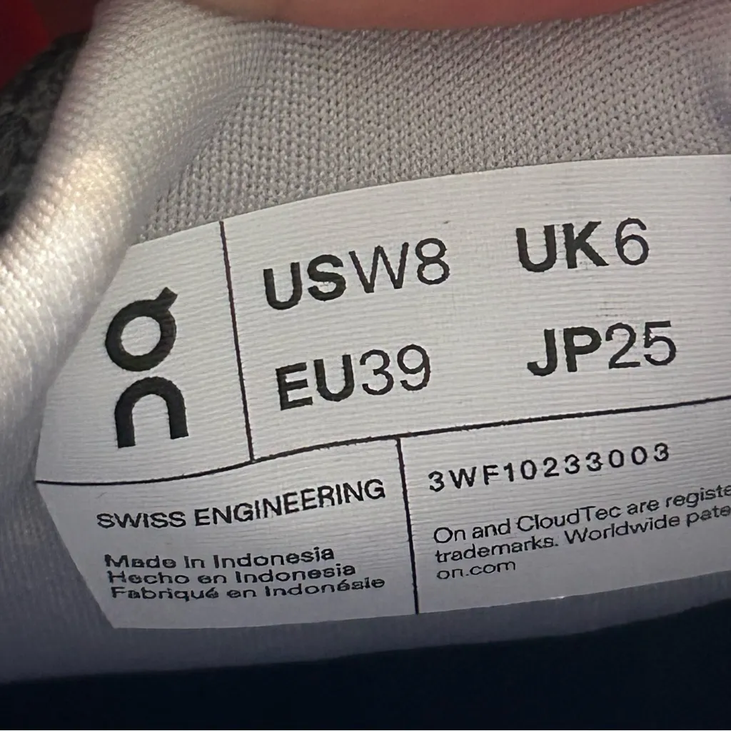 ON CLOUDSURFER limelight running athletic training lace up shoes sneakers sz 8 Yellow - Image 3