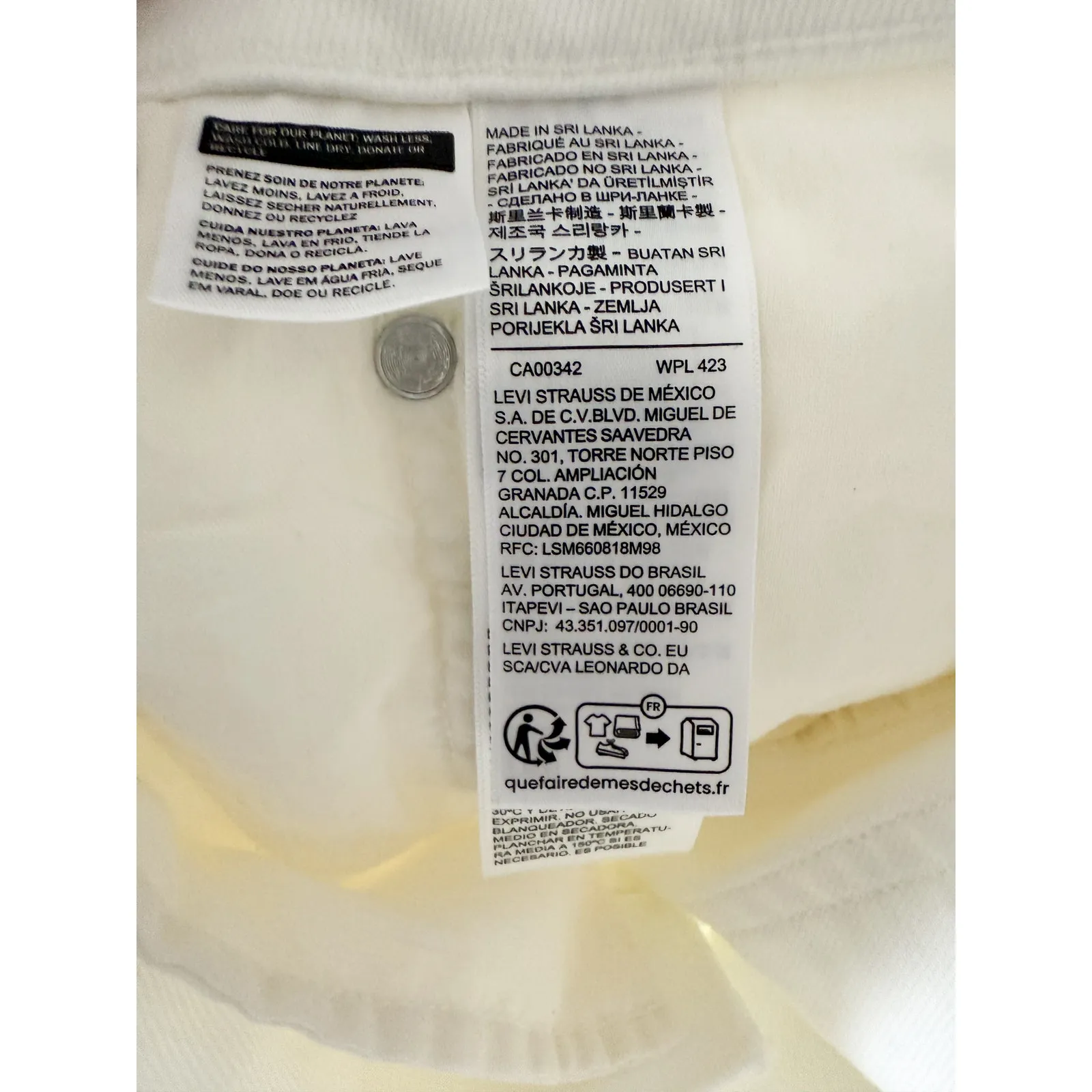 Levi's | 726 High Rise Flare Women's Jeans in Soft Clean White | Sz 30 - Image 9