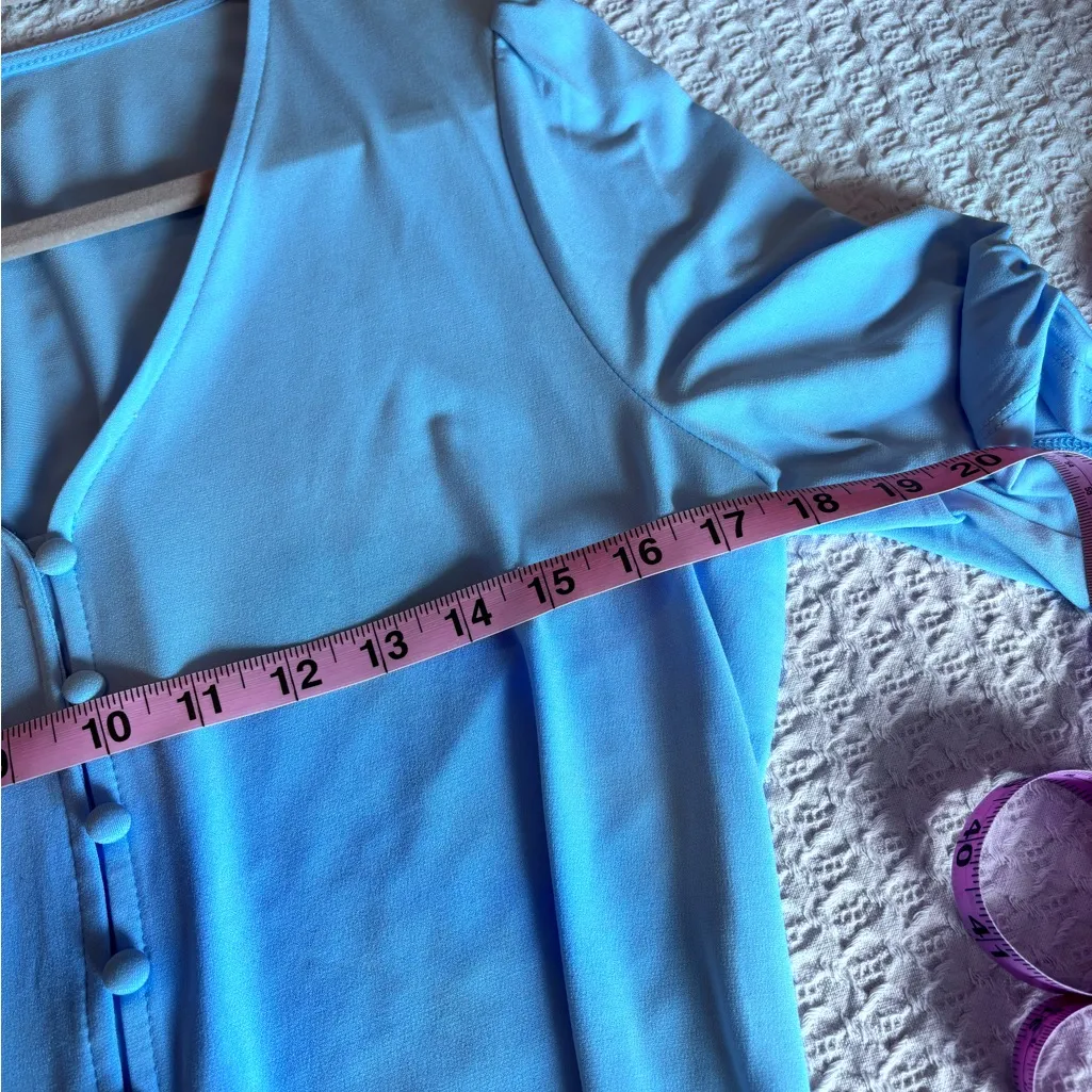 Calvin Klein Sky Blue Blouse size Medium - Image 7