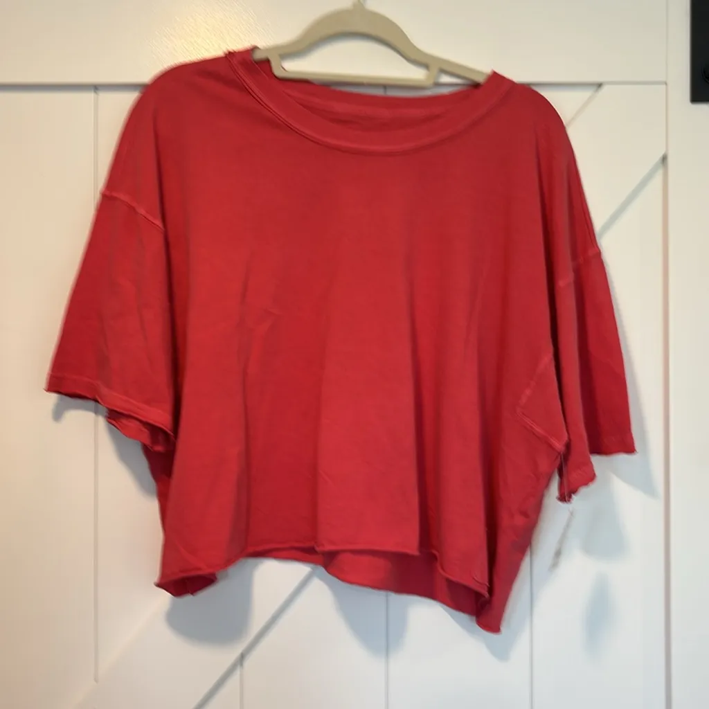 NWT FP Movement Women's Inspire Tee in Winterberry Pink Size M - Image 3