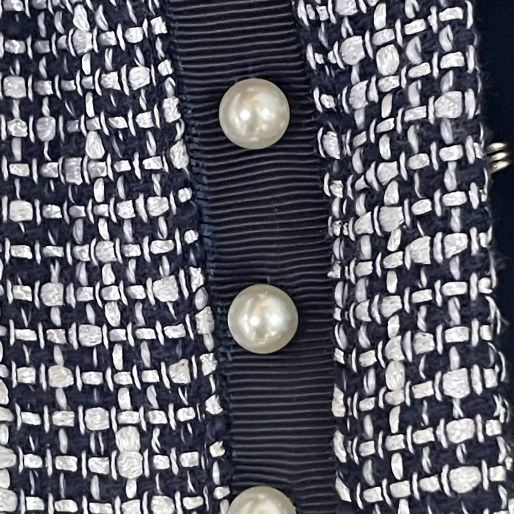 White House Black Market Navy and White Tweed Faux Pearl Jacket Size 12 - Image 14
