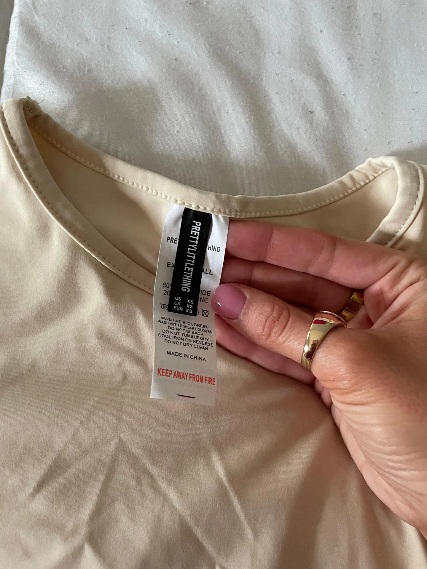 Pretty Little Thing workout top - Image 4