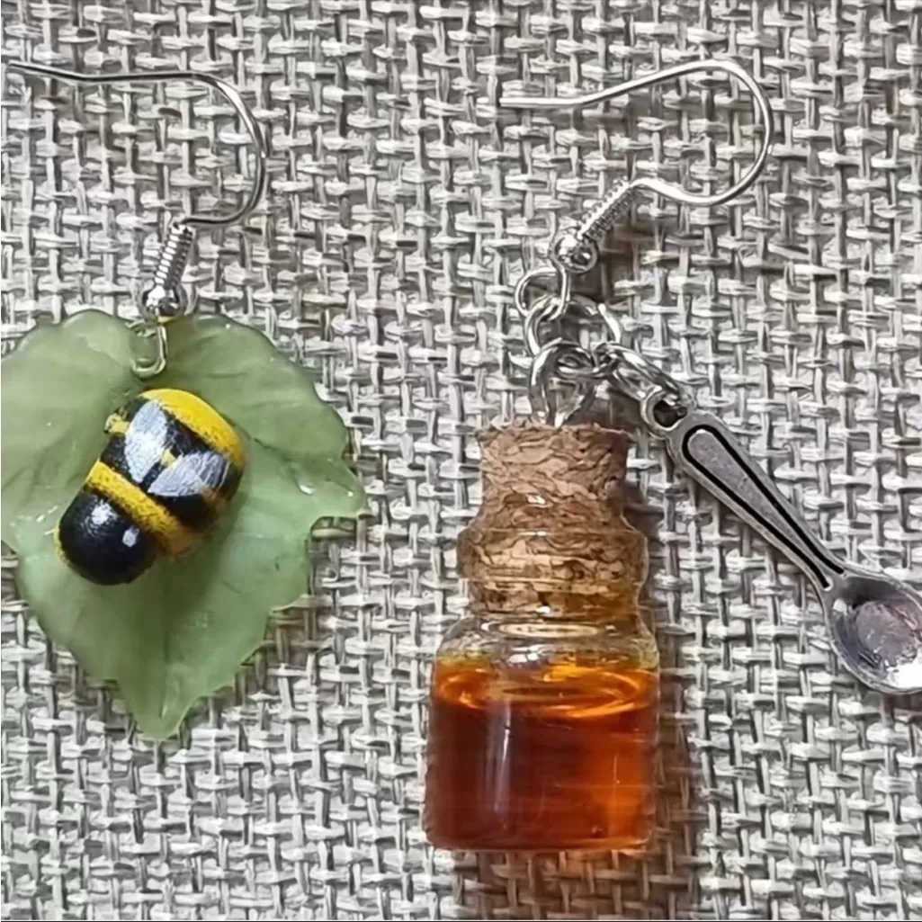 Bee & Honey Jar‎ beautiful Dangle Earrings faux fashion jewelry Gold - Image 9